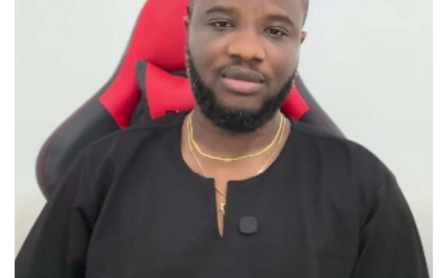 Broda Mike, Mario Wazobia call for Veryblackman’s arrest for threatening to kill DeeOne
