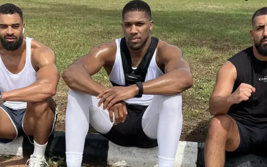 Joshua dedicates comeback win to friends killed in Ogun crash