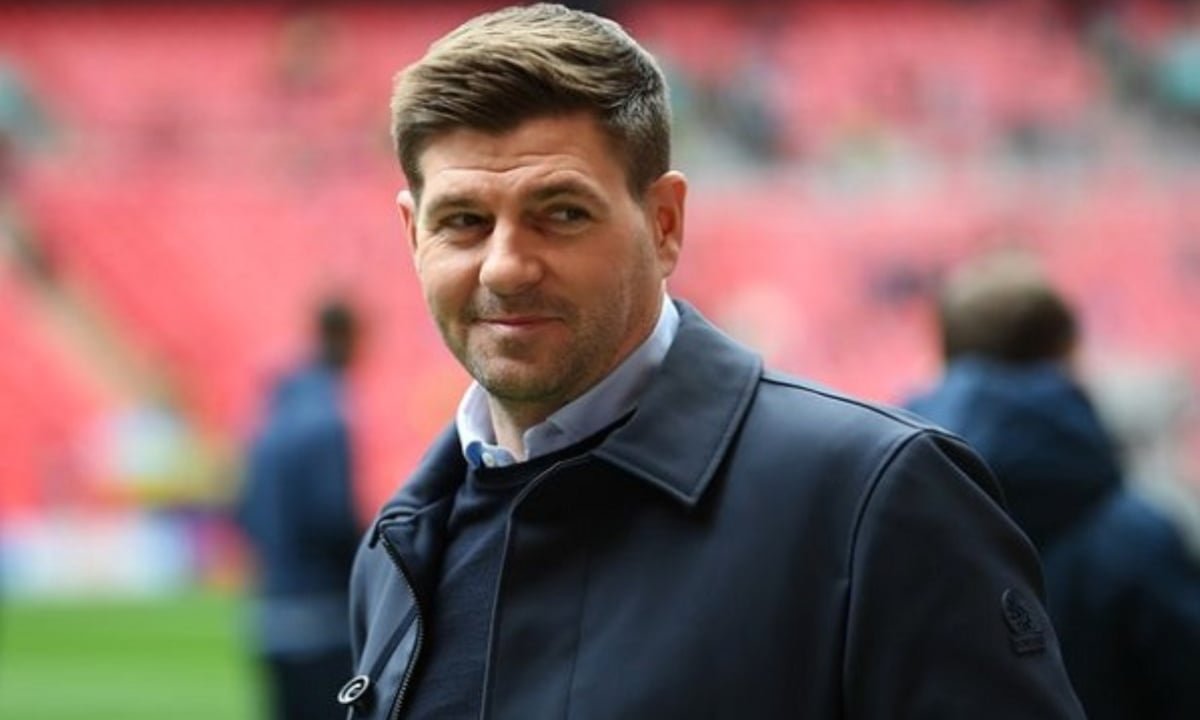 EPL: You’ve made bigger mess, shut up – Gerrard attacks Man Utd defender Martinez